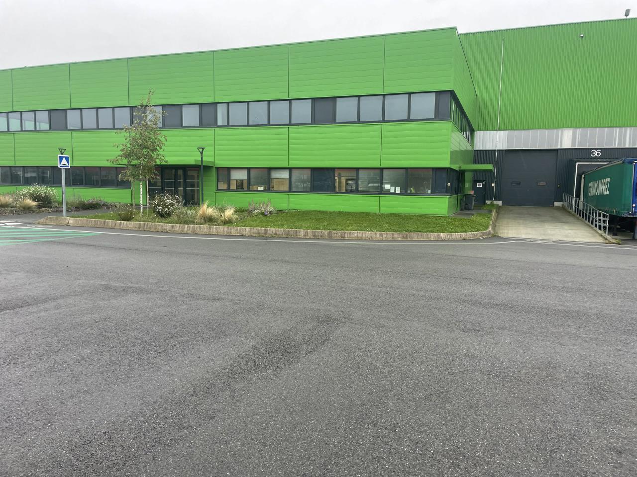 Entrepôt classe a Dourges 12827m² Location entrepôt classe a Dourges Pas-de-Calais OLLOG2418847 3